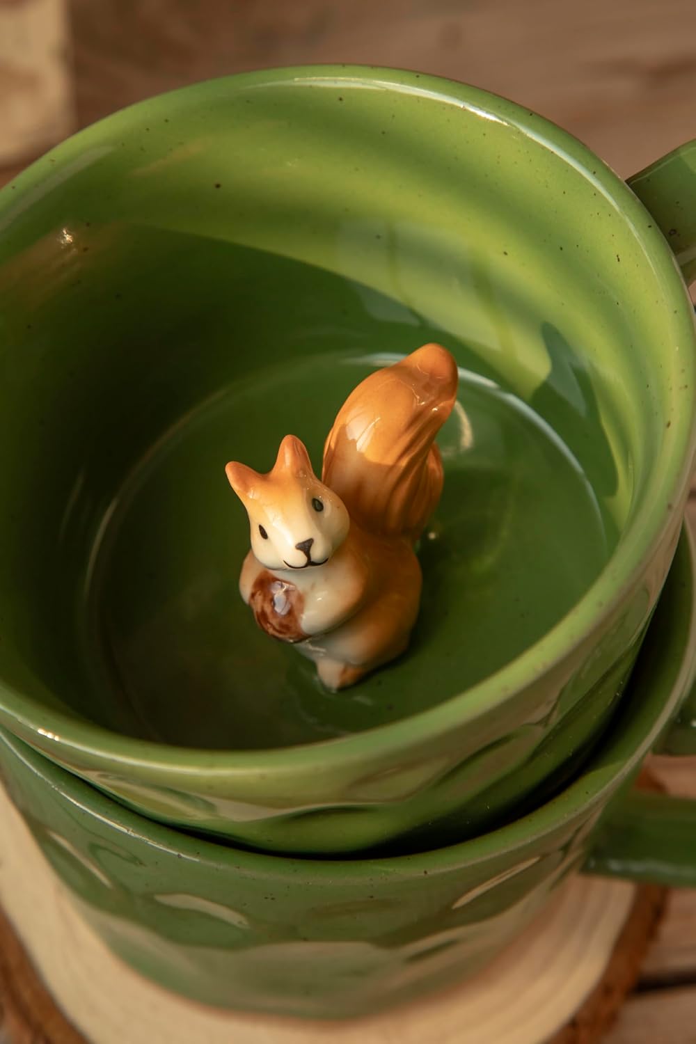 DIHOclub Farmhouse Ceramic Coffee Mug with Squirrel Figurine – Rustic Stoneware Cup, Matte Finish, Ideal for Breakfast & Home Decor (Green Squirrel)
