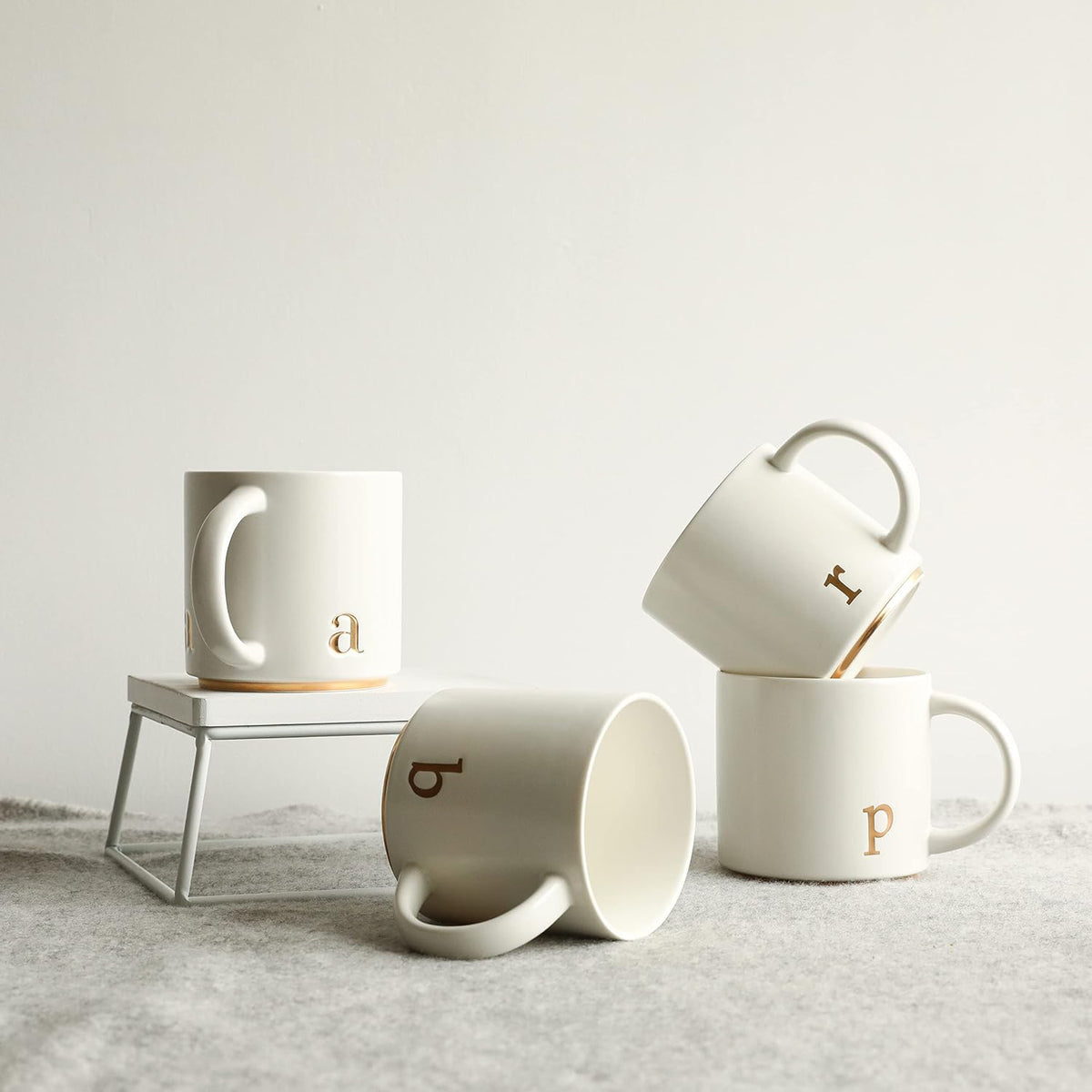 COLLECTIVE HOME Ceramic Coffee Mug, 15 oz Monogram Cup with Gift Box(a)