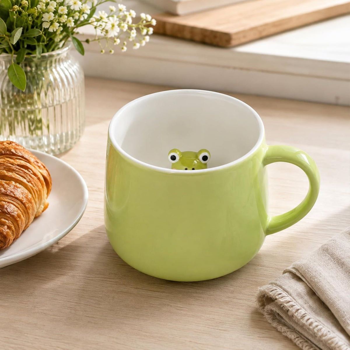 11 oz Frog Coffee Mug Green Ceramic Coffee Cup with Hidden Animal Gifts