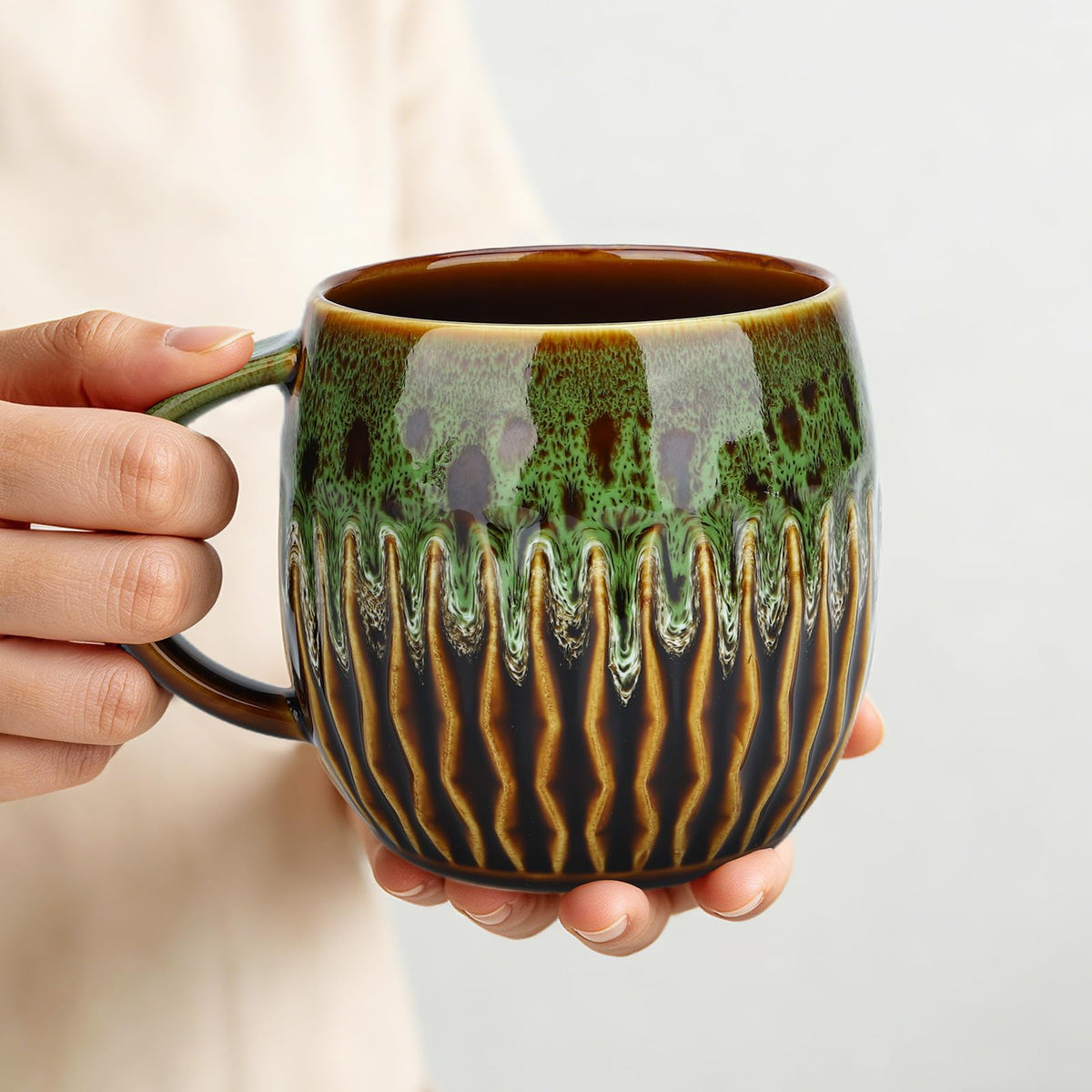 20oz Large Ceramic Coffee Mugs Unique Big Pottery Coffee Mug Microwave Safe Cool Stoneware Cups for Tea Latte Oversized Mug With Handle for Home Blue Wide Clay Mugs for Men Fancy Handmade Ceramic Cup